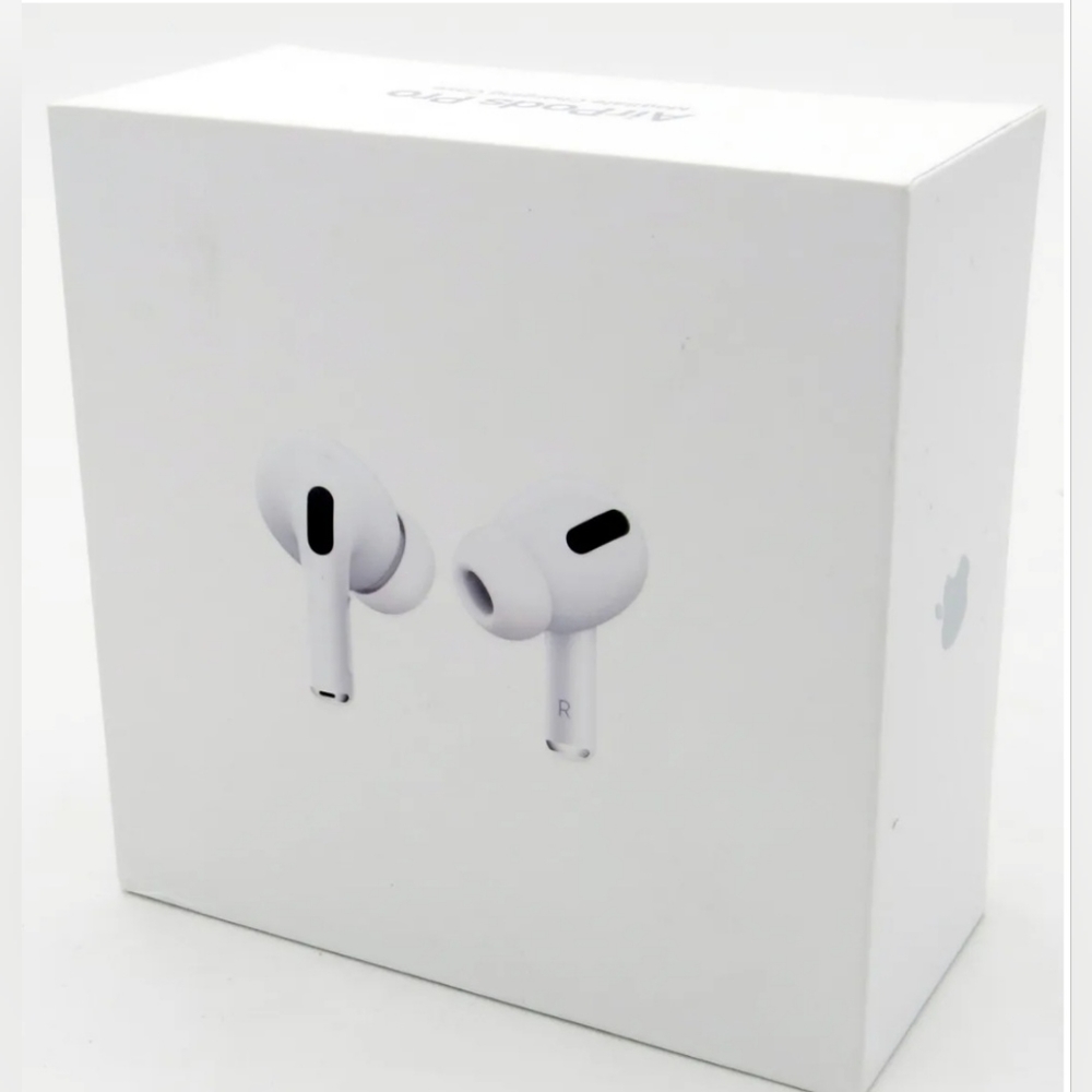 SEALED Apple AirPods Pro With Wireless Charging Case Authentic